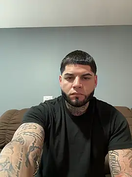 Snapshot of crazybarber69 chatting on March 30, 3:24 pm crazybarber69 online show from March 30, 3:24 pm