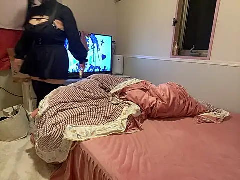 noel 8181 lcup online show from October 12, 1:10 pm