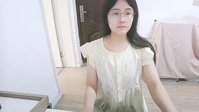 Snapshot of 98bunny chatting on May 26, 2:29 am 98bunny online show from May 26, 2:29 am
