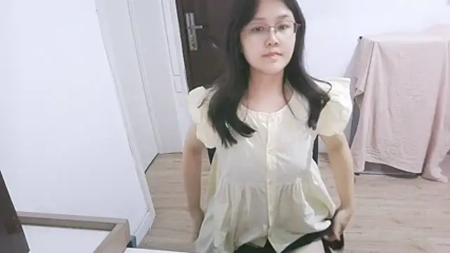 Snapshot of 98bunny chatting on May 31, 3:19 pm 98bunny online show from May 31, 3:19 pm