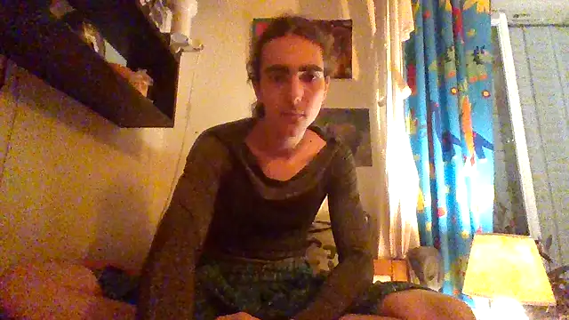 Snapshot of SinfulSilhouette chatting on July 21, 10:01 pm SinfulSilhouette online show from July 21, 10:01 pm