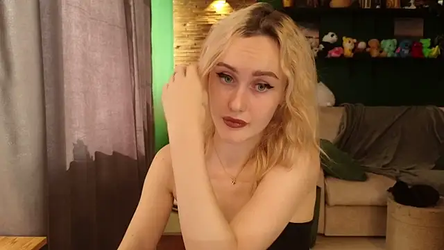 Belle Vill3575 online show from September 14, 6:12 am