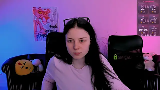 foxy tease  online show from February 9, 2:15 am