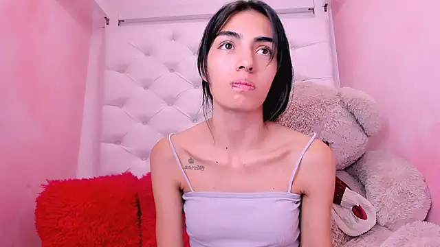 eimy skinny  online show from March 7, 12:46 pm