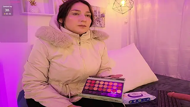 Snapshot of Samaraa_Smith chatting on October 29, 11:01 am Samaraa Smith online show from October 29, 11:01 am