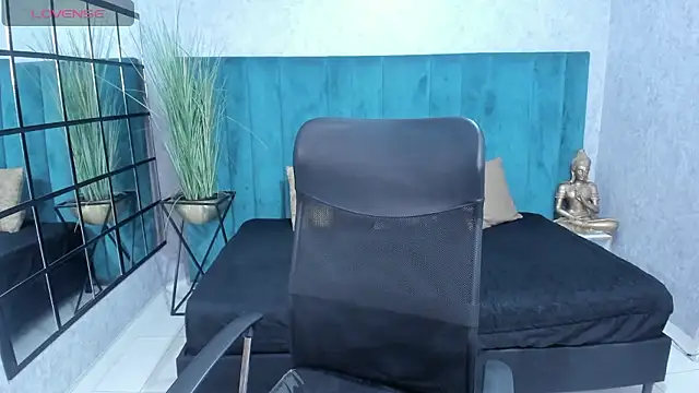 VictoriaaBlair online show from February 25, 6:28 pm