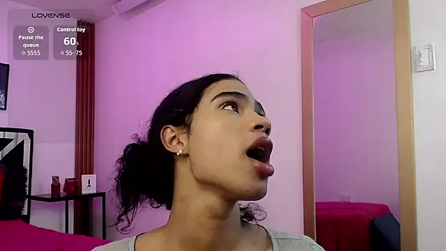 Snapshot of FELINEXOXO chatting on September 25, 12:09 pm FELINEXOXO online show from September 25, 12:09 pm