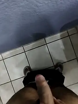 Leofj007 online show from December 17, 11:00 pm