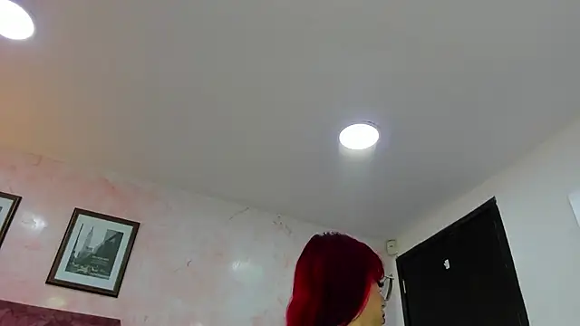 Maddy Mills online show from February 14, 6:15 pm