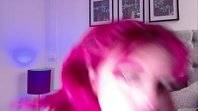 Snapshot of Maddy_Mills chatting on June 16, 7:16 pm Maddy Mills online show from June 16, 7:16 pm