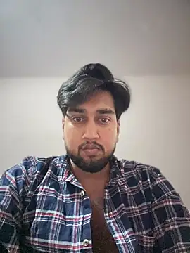 Snapshot of aka_big chatting on February 6, 9:07 pm aka big online show from February 6, 9:07 pm