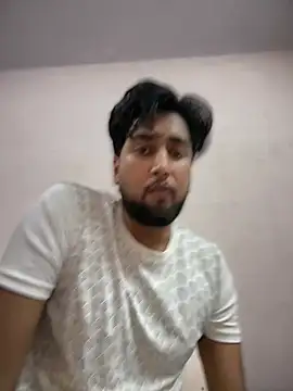 Snapshot of aka_big chatting on February 11, 6:13 pm aka big online show from February 11, 6:13 pm