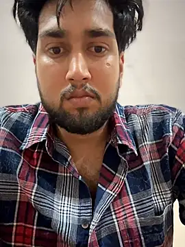 Snapshot of aka_big chatting on February 19, 4:25 pm aka big online show from February 19, 4:25 pm