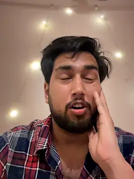 Snapshot of aka_big chatting on February 21, 4:19 pm aka big online show from February 21, 4:19 pm