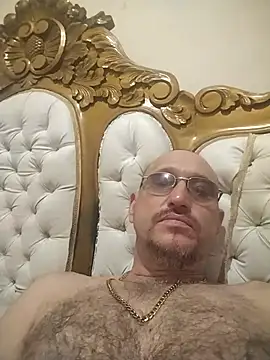 Snapshot of lufercapo chatting on July 6, 10:23 pm lufercapo online show from July 6, 10:23 pm