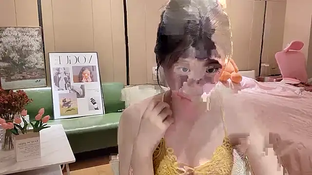 Snapshot of suki-1 chatting on September 8, 2:27 pm suki-1 online show from September 8, 2:27 pm