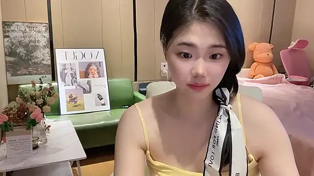 Snapshot of suki-1 chatting on October 14, 8:48 am suki-1 online show from October 14, 8:48 am