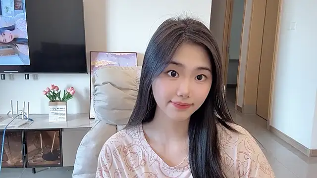 Snapshot of suki-1 chatting on November 5, 8:58 am suki-1 online show from November 5, 8:58 am