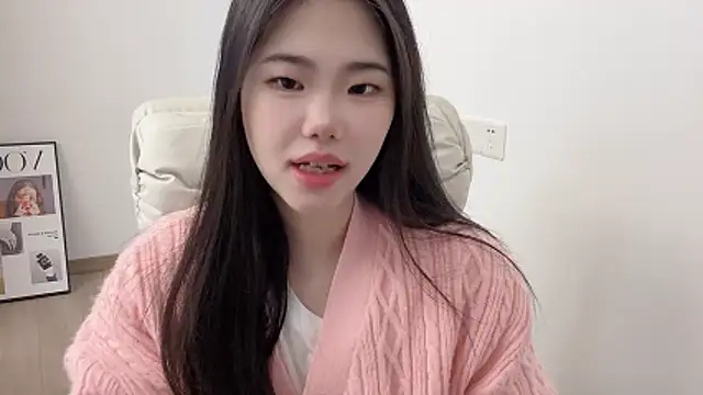 suki-1 online show from March 9, 9:35 am