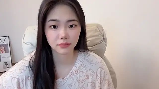 Snapshot of suki-1 chatting on June 15, 9:00 am suki-1 online show from June 15, 9:00 am