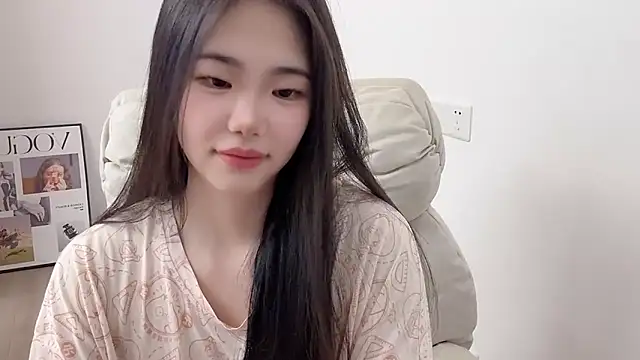 Snapshot of suki-1 chatting on June 18, 9:14 am suki-1 online show from June 18, 9:14 am