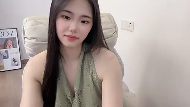 Snapshot of suki-1 chatting on July 10, 6:50 am suki-1 online show from July 10, 6:50 am