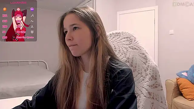 Snapshot of ValerieBubbles chatting on November 1, 9:17 pm ValerieBubbles online show from November 1, 9:17 pm