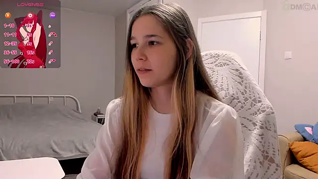 Snapshot of ValerieBubbles chatting on November 8, 9:13 pm ValerieBubbles online show from November 8, 9:13 pm