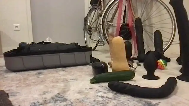 Zaak91190 online show from November 5, 8:42 pm