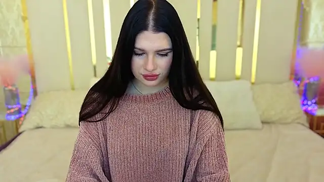 Neyla Charm online show from October 18, 8:59 am