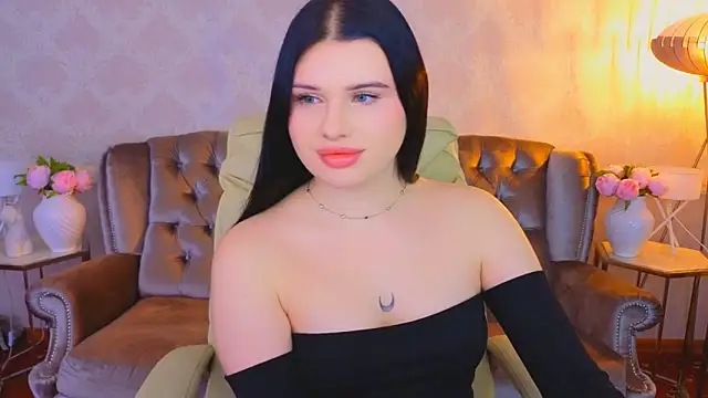 Snapshot of Neyla_Charm chatting on February 4, 7:25 am Neyla Charm online show from February 4, 7:25 am