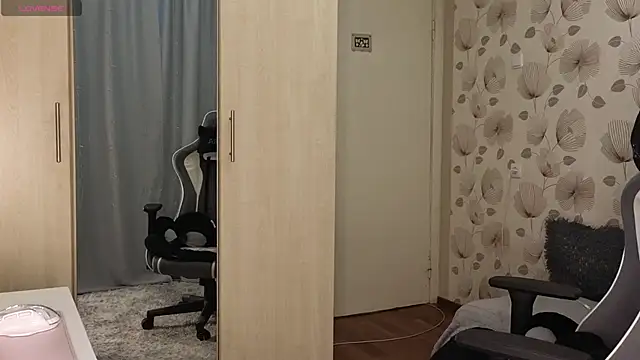 Snapshot of _cute_ice chatting on May 21, 7:37 am cute ice online show from May 21, 7:37 am