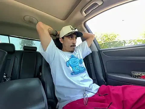 bigdickkane300 online show from June 6, 10:03 pm