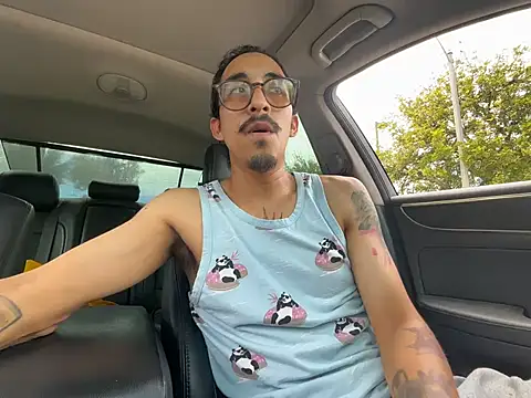 bigdickkane300 online show from July 26, 10:05 pm