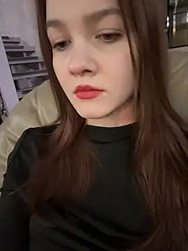 MichelleRoux online show from January 11, 4:56 pm