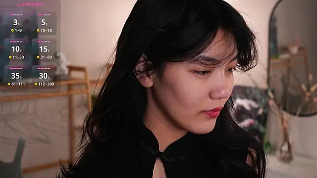 MoiraEger online show from October 11, 5:11 pm