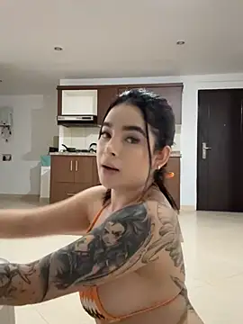 Amy ruizz online show from May 14, 2:07 am
