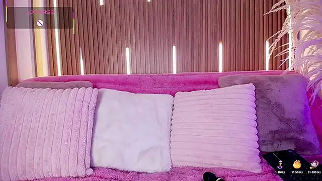 MylaDreams online show from November 7, 3:28 am