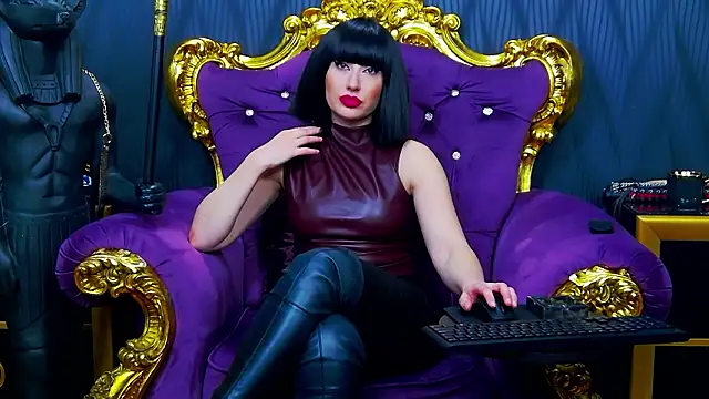 LaraMaeve online show from February 12, 5:24 am