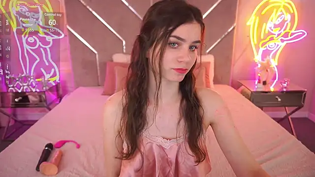 Snapshot of HeavenElle chatting on July 3, 5:58 am HeavenElle online show from July 3, 5:58 am