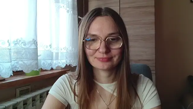 Snapshot of LooveELLYx chatting on October 30, 2:40 pm LooveELLYx online show from October 30, 2:40 pm