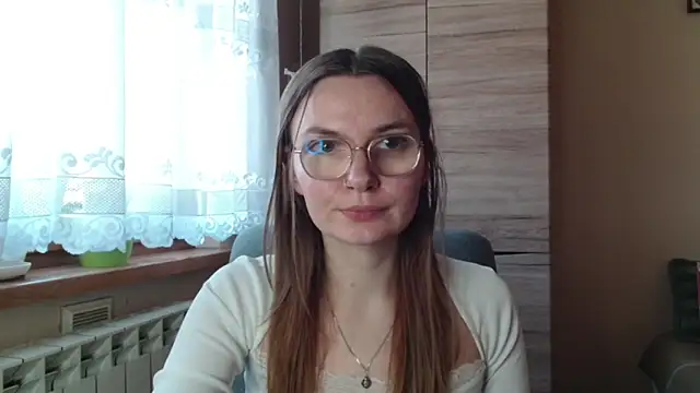 Snapshot of LooveELLYx chatting on November 5, 2:39 pm LooveELLYx online show from November 5, 2:39 pm