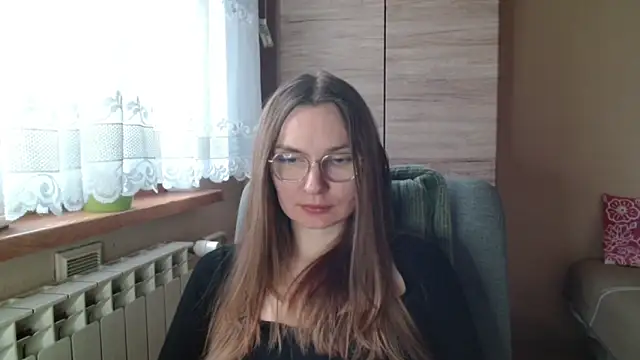 Snapshot of LooveELLYx chatting on November 25, 7:30 am LooveELLYx online show from November 25, 7:30 am