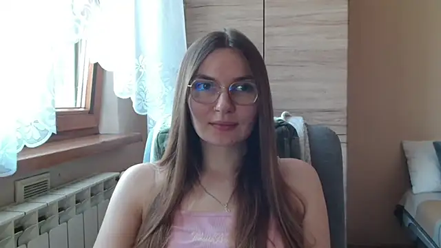 Snapshot of LooveELLYx chatting on July 3, 6:31 am LooveELLYx online show from July 3, 6:31 am