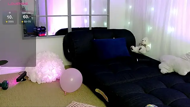 SarahRaynex online show from May 26, 2:57 pm