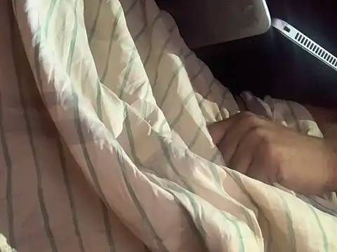 Snapshot of rinku123bd chatting on November 7, 10:21 pm rinku123bd online show from November 7, 10:21 pm