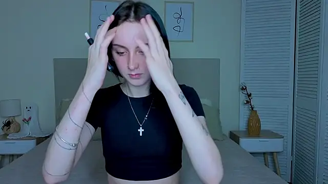 Little moly999 online show from December 13, 10:15 pm