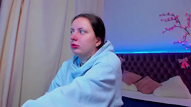 LilaVame online show from November 30, 1:37 pm