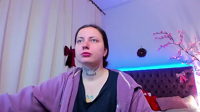 LilaVame online show from December 17, 12:05 am