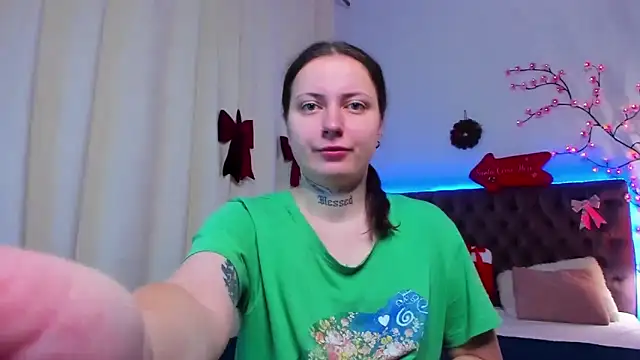 LilaVame online show from December 19, 8:27 pm